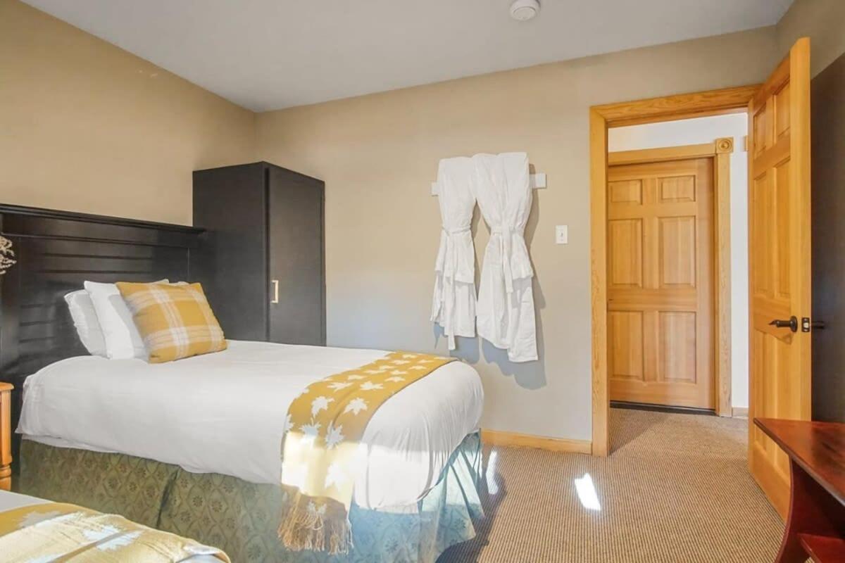 9 Bdr Close To Main Street With Secluded Hot Tub 布雷肯里奇 外观 照片
