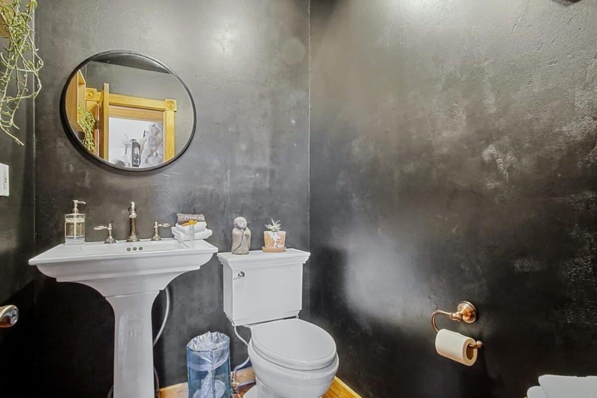 9 Bdr Close To Main Street With Secluded Hot Tub 布雷肯里奇 外观 照片