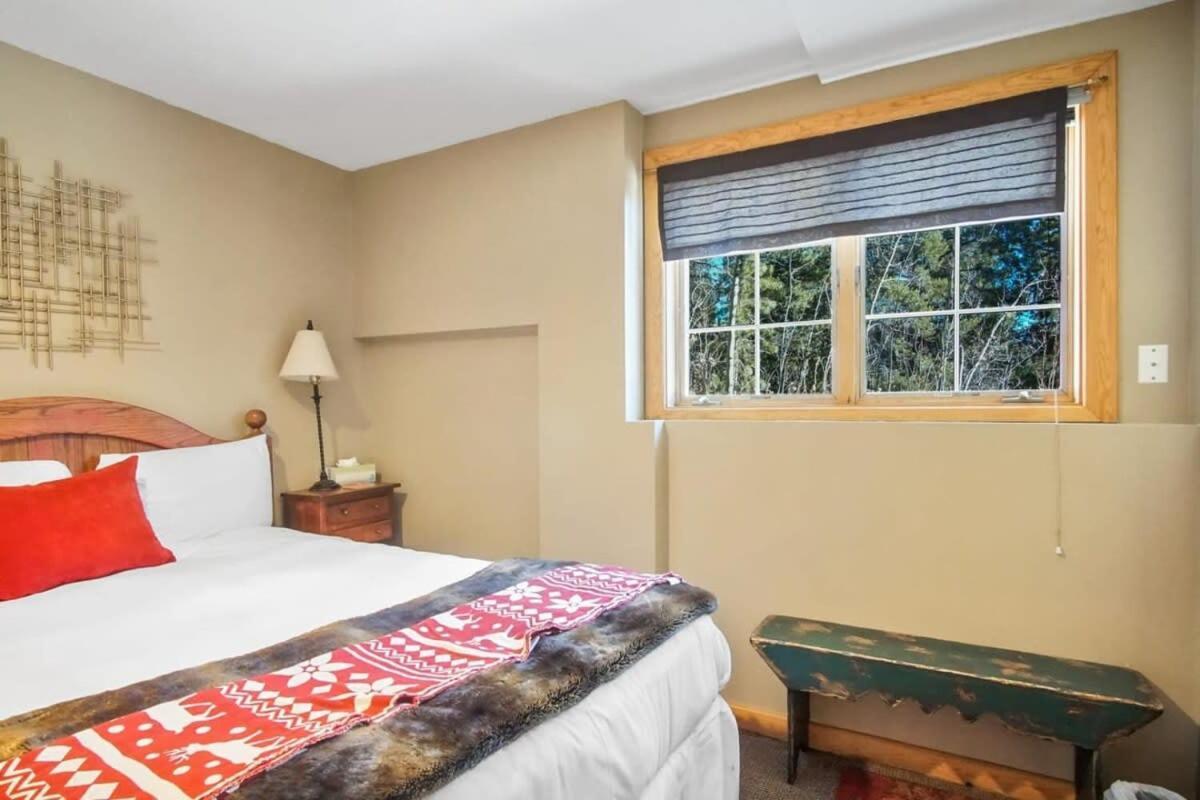 9 Bdr Close To Main Street With Secluded Hot Tub 布雷肯里奇 外观 照片