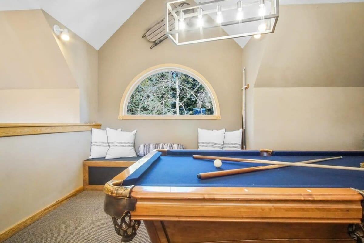 9 Bdr Close To Main Street With Secluded Hot Tub 布雷肯里奇 外观 照片