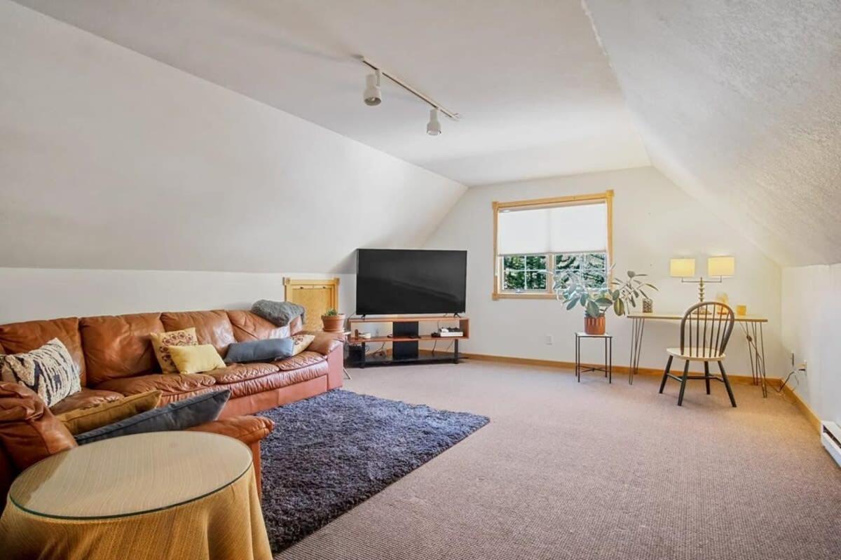 9 Bdr Close To Main Street With Secluded Hot Tub 布雷肯里奇 外观 照片